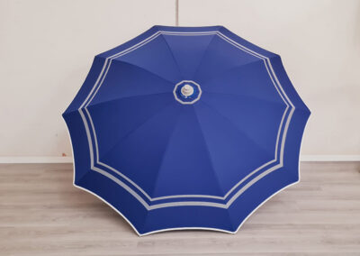 n.39 Parasols Tradizionale 110/10 blu with white stripes